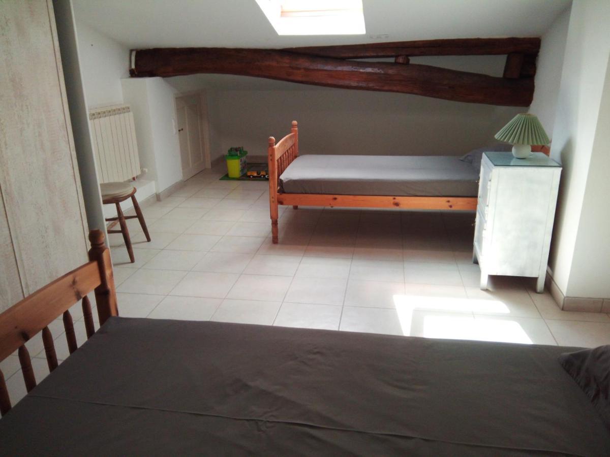 Les Gites De Brives Esterno foto