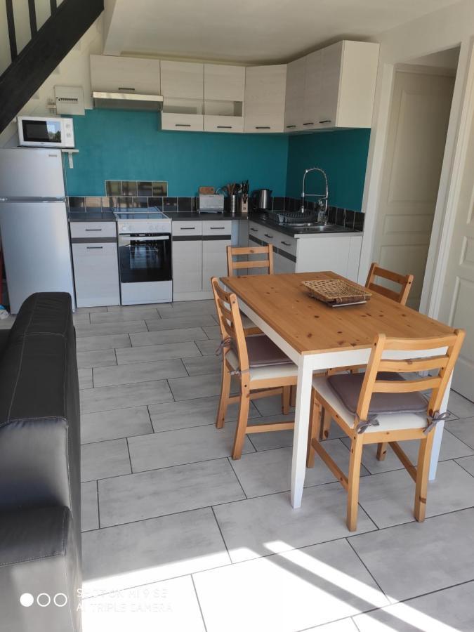 Les Gites De Brives Esterno foto